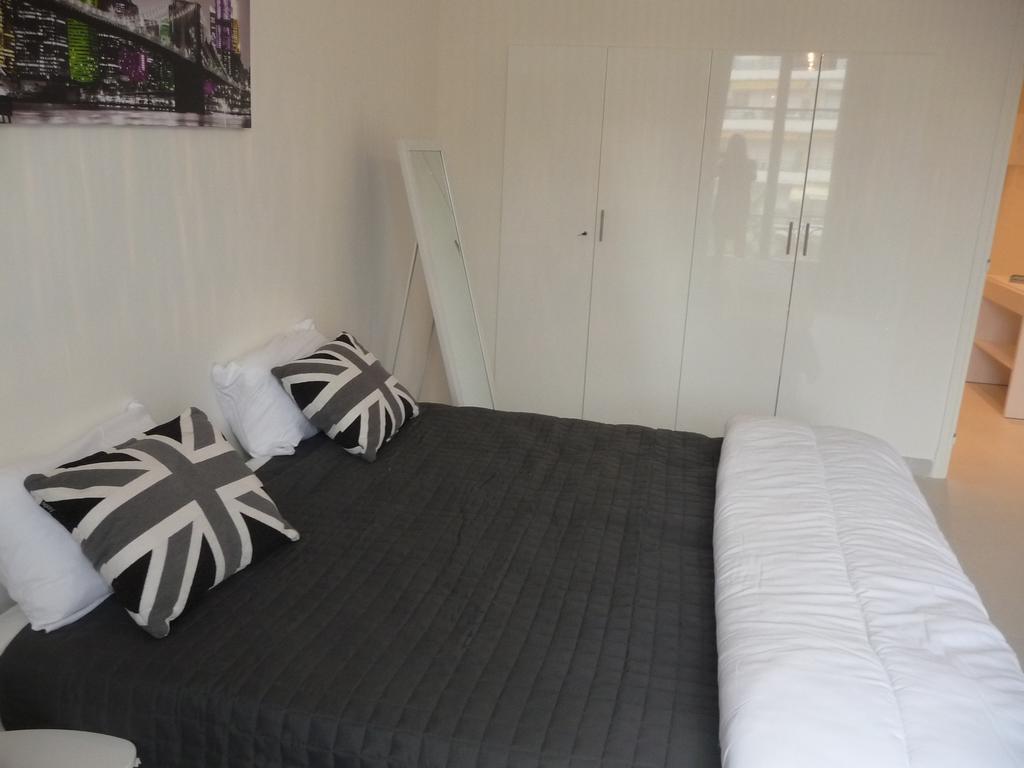 Cannes, Croisette, Palais Miramar Room photo