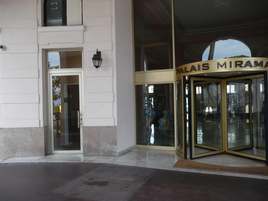 Cannes, Croisette, Palais Miramar Exterior photo