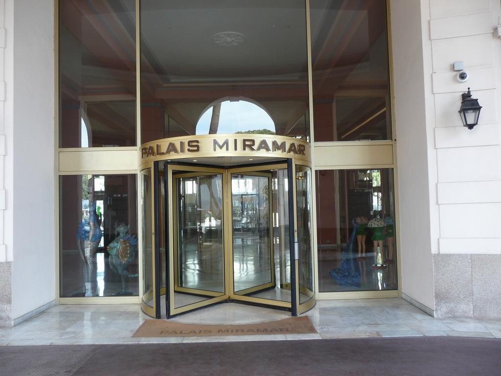 Cannes, Croisette, Palais Miramar Exterior photo